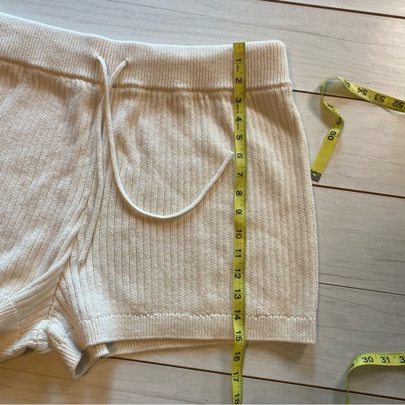 Reformation Lounge Shorts Ivory Ribbed Cort Sz X-Large - Picture 10 of 10